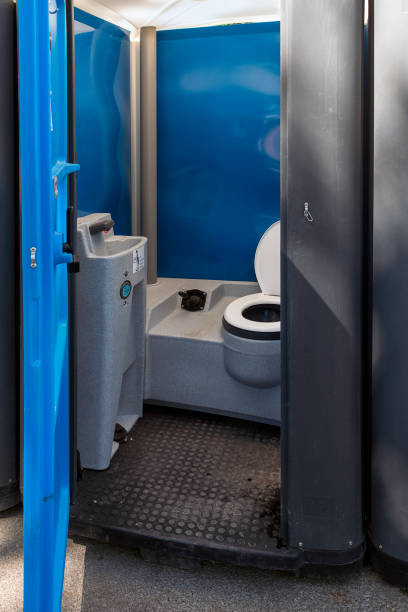 Best Porta potty delivery and setup  in Lebanon, IL